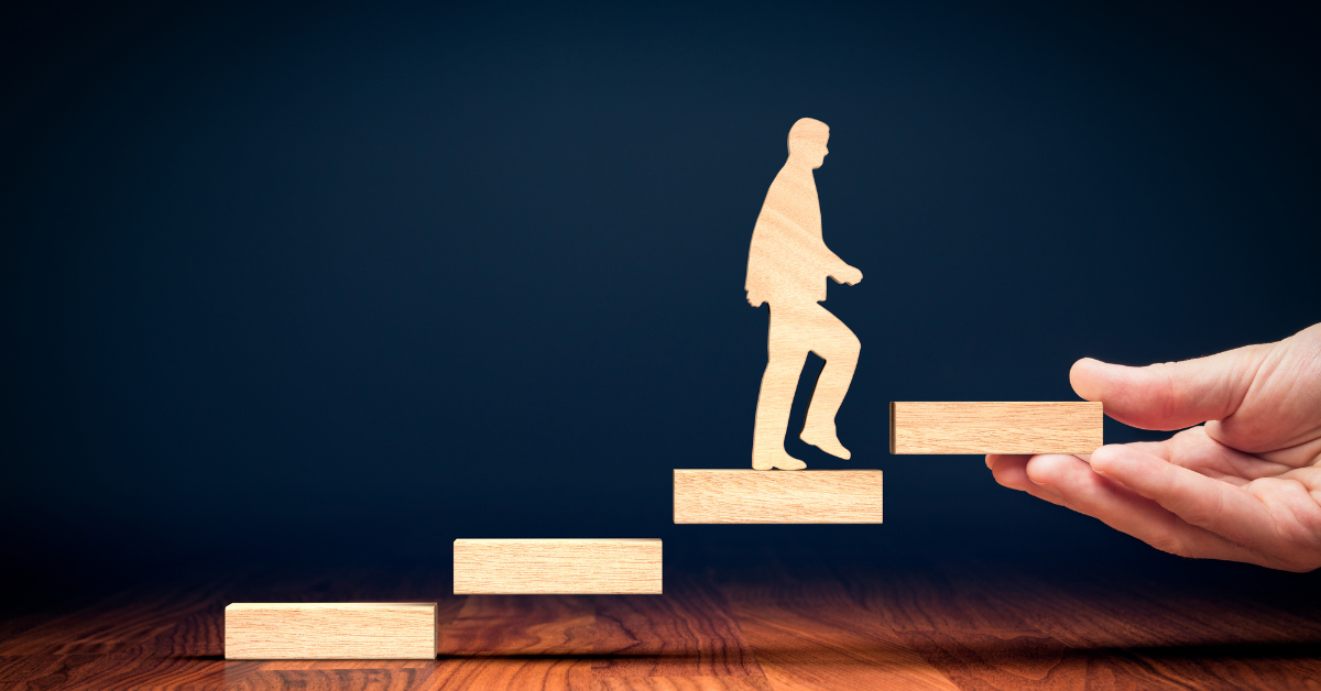 The Business Coach Summary: Actionable Tips And Strategies For Business Business coach